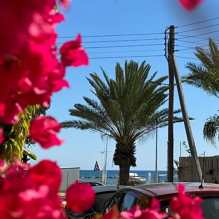 Nyaraló Seaside Serenity *